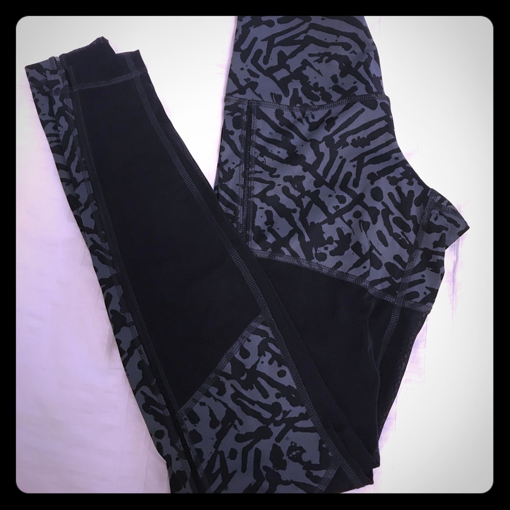 Lululemon leggings with sheer panels - like new!